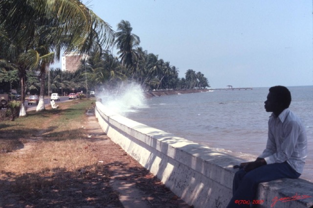 022 1976 Libreville Ancien Bord de Mer 073wtmk.JPG