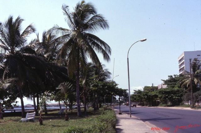 033 1976 Libreville Bord de mer Air France 023wtmk.JPG