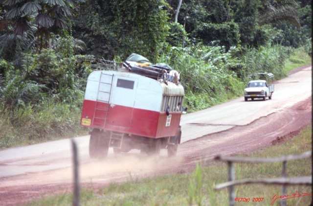 058 1976 Route de NToum Car de Brousse 048wtmk.JPG