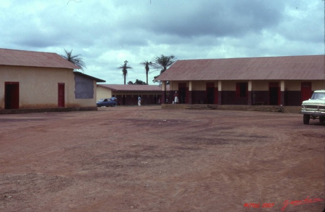 067 1977 Oyem Ancien Hopital 066wtmk.JPG