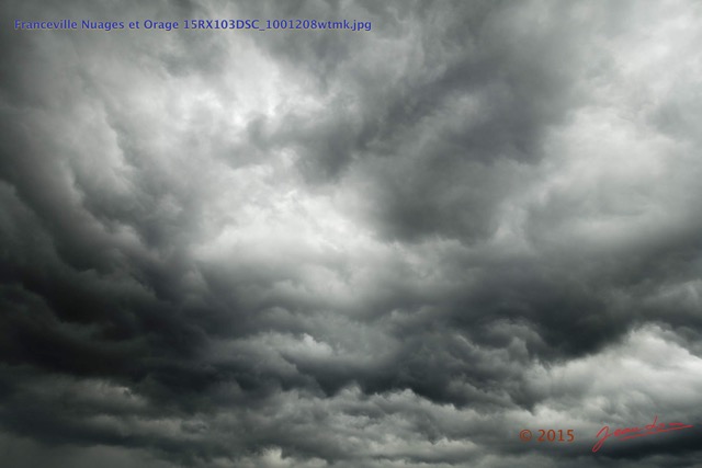 080 Franceville Nuages et Orage 15RX103DSC_1001208wtmk.jpg