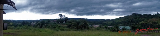 021 Franceville Orage Pano 17RX104DSC_1001288_DxOawtmk.jpg