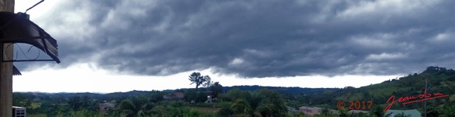 022 Franceville Orage Pano 17RX104DSC_1001289_DxOawtmk.jpg