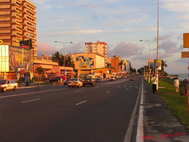 010 Libreville Bord de mer le Soir E7IMG_6112WTMK.JPG