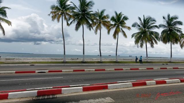 107 Libreville le Bord de Mer avec Bateaux 2017 Mars 17RX104DSC_101083_DxOawtmk.jpg