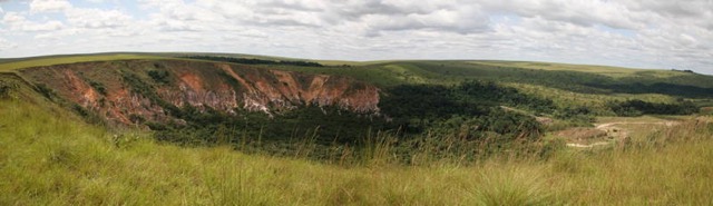 009 Canyon Vert Pano 11 Red.JPG