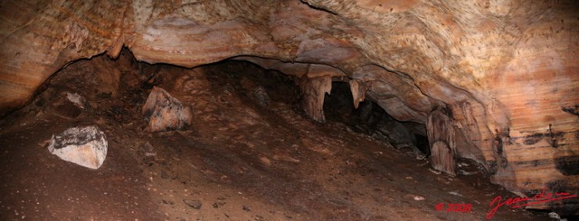 026 LIHOUMA Grotte Cavite Pano 2wtmk.JPG