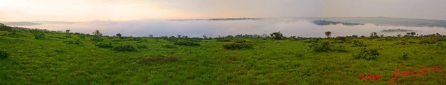 042 KABAGA Lac le Matin Pano 8wtmk.JPG