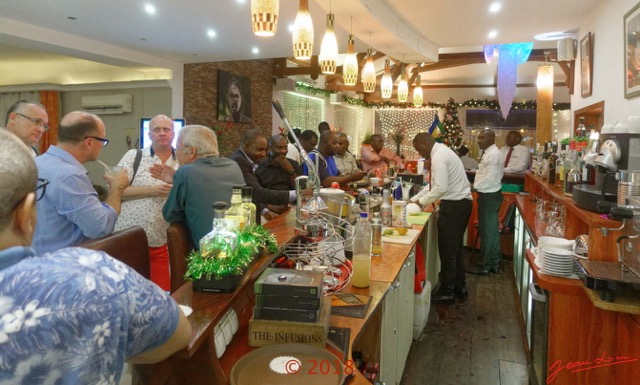 0090 VAMED Repas Fin Annee Hotel NOMAD Libreville 17RX104DSC_1712181003348_DxOwtmk.jpg