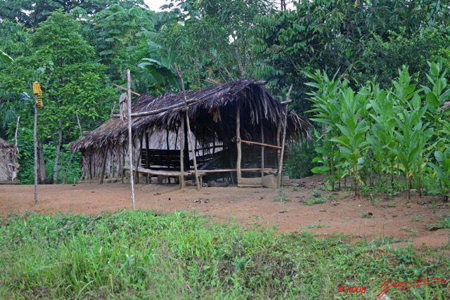 059 Okondja Village Pygmee 8EIMG_18807WTMK.jpg