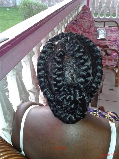 008 Coiffure Africaine 08 18TelFam18111710HBMP7846_DxOwtmk 150k.jpg